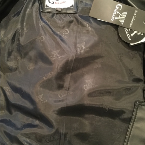 Men Jacket - Picture 4 of 4